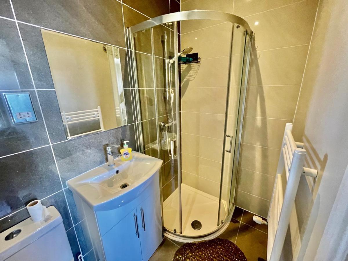 Cosy 1 Bedroom Flat! Londyn Zewnętrze zdjęcie